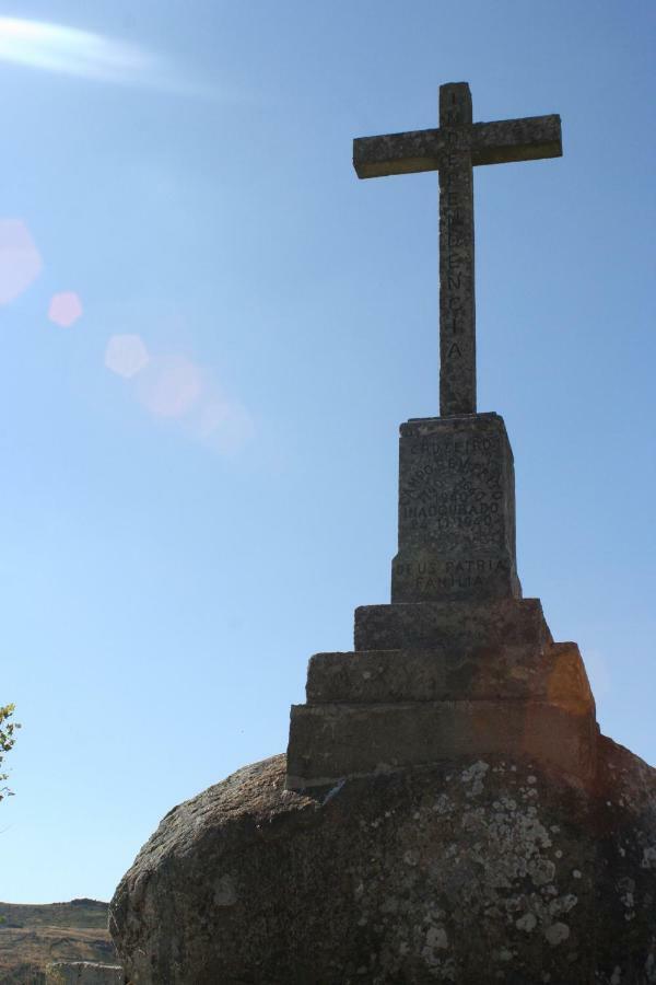 Ares Do Montemuro Campo Benfeito Экстерьер фото